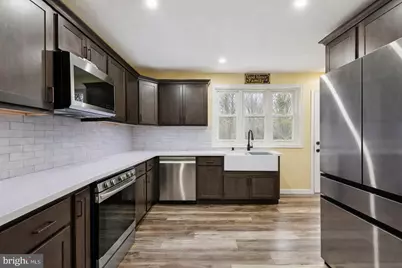 146 Country Club Road, Pine Hill, NJ 08021 - Photo 8