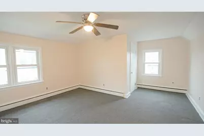 340 Kingston Avenue #B, Barrington, NJ 08007 - Photo 6