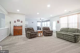 7 Shelly St, Sicklerville, NJ 08081 - Photo 8