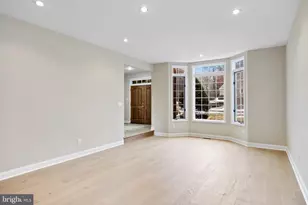 2 Shingle Oak Dr, Voorhees, NJ 08043 - Photo 6