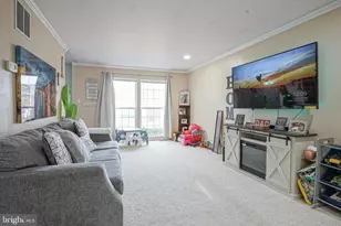 63 Charleston Dr, Sicklerville, NJ 08081 - Photo 2