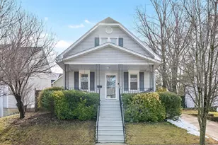 402 Austin Ave, Barrington, NJ 08007 - Photo 2