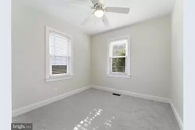 402 Austin Avenue, Barrington, NJ 08007 - Photo 16