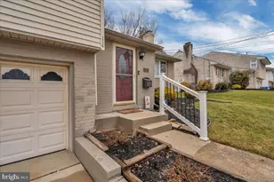 114 Weather Vane Dr, Cherry Hill, NJ 08002 - Photo 4