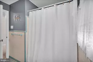 114 Weather Vane Dr, Cherry Hill, NJ 08002 - Photo 20