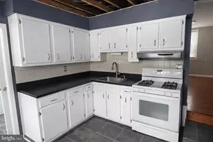 137 S Center St, Merchantville, NJ 08109 - Photo 10