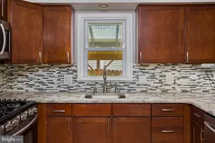 400 Reading Ave, Barrington, NJ 08007 - Photo 12