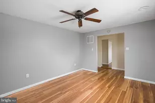 400 Reading Ave, Barrington, NJ 08007 - Photo 8