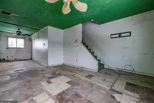 1010 Kenwood Ave, Camden, NJ 08103 - Photo 2