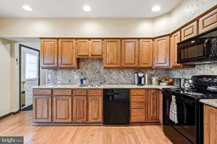 16 Westbrooke Ct, Voorhees, NJ 08043 - Photo 8