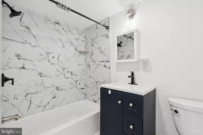 746 Pine Street, Camden, NJ 08103 - Photo 10