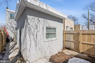 746 Pine Street, Camden, NJ 08103 - Photo 22