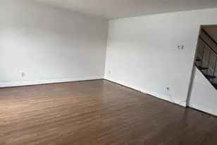 28 Magnolia Ct, Sicklerville, NJ 08081 - Photo 2