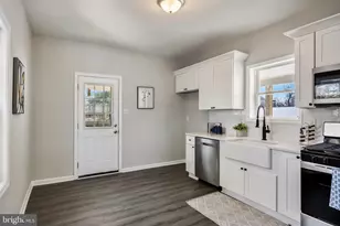 28 W Greenwood Ave, Oaklyn, NJ 08107 - Photo 10