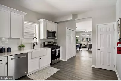 28 W Greenwood Avenue, Oaklyn, NJ 08107 - Photo 12