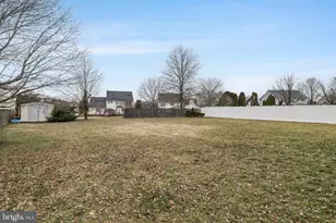 14 Glen Burnie Dr, Sicklerville, NJ 08081 - Photo 32