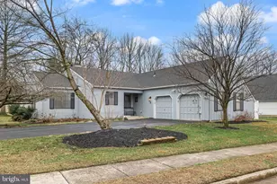 18 Embassy Ct, Cherry Hill, NJ 08002 - Photo 1