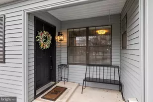 18 Embassy Ct, Cherry Hill, NJ 08002 - Photo 4