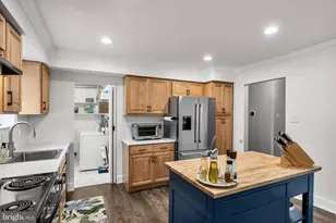 18 Embassy Ct, Cherry Hill, NJ 08002 - Photo 14