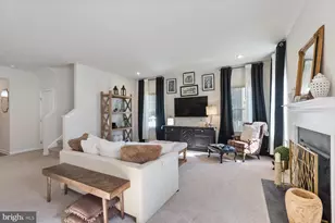 19 Circle Dr, Sicklerville, NJ 08081 - Photo 8