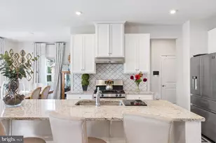 19 Circle Dr, Sicklerville, NJ 08081 - Photo 12