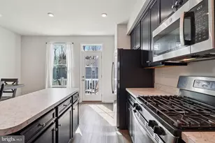 27 Sidney Ln, Stratford, NJ 08084 - Photo 6