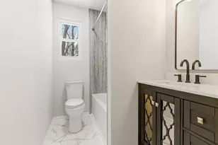 16 E Woodburn Ave, Pine Hill, NJ 08021 - Photo 8