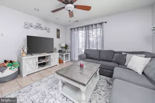 1101 Aberdeen Ln, Gloucester Township, NJ 08012 - Photo 4