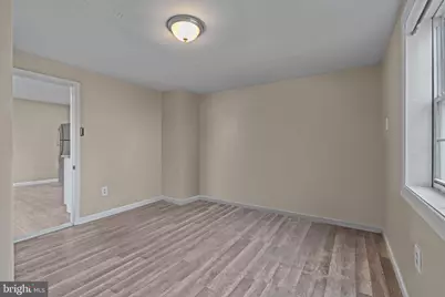 327 Mercer Street, Gloucester City, NJ 08030 - Photo 4