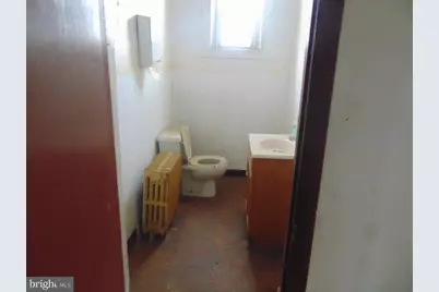 1909 7th S, Camden, NJ 08104 - Photo 12