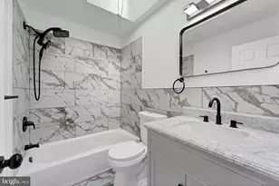 1068 Lake Shore, Camden, NJ 08104 - Photo 22