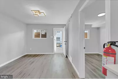 1068 Lake Shore, Camden, NJ 08104 - Photo 10