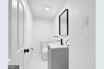 1068 Lake Shore, Camden, NJ 08104 - Photo 16