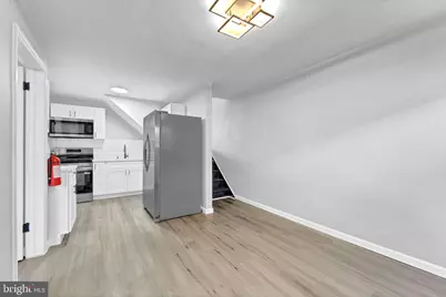 1068 Lake Shore, Camden, NJ 08104 - Photo 8