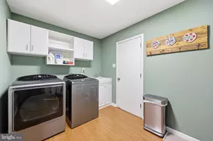 1023 Red Oak Dr, Cherry Hill, NJ 08003 - Photo 20