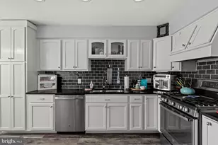 37 Forest Hill Dr, Cherry Hill, NJ 08003 - Photo 12