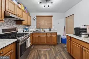 24 State St, Gloucester Township, NJ 08012 - Photo 8