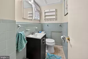 24 State St, Gloucester Township, NJ 08012 - Photo 12