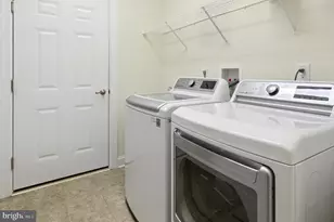 28 Gainsboro Dr, Berlin, NJ 08091 - Photo 22