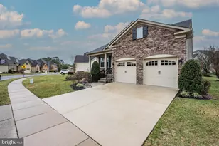 20 Genova Dr, Berlin, NJ 08091 - Photo 2