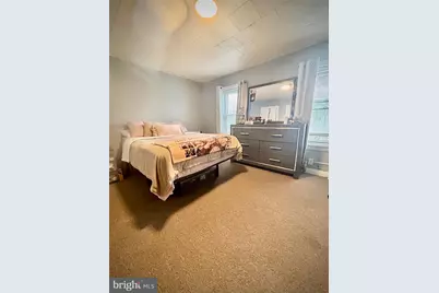 570 Line Street, Camden, NJ 08103 - Photo 32