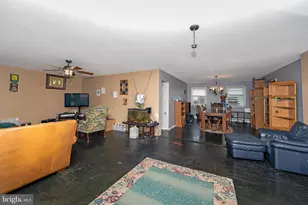 15 Spring St, Pine Hill, NJ 08021 - Photo 2