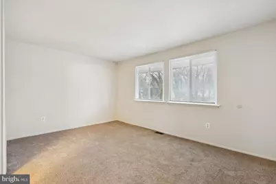 827 E Elm Avenue, Lindenwold, NJ 08021 - Photo 14