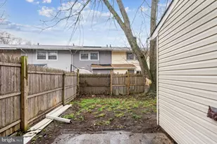 827 E Elm Ave, Lindenwold, NJ 08021 - Photo 24