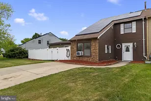 87 Hampton Gate Dr, Sicklerville, NJ 08081 - Photo 2