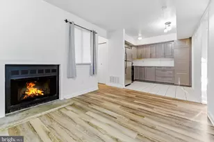 403 Shelby Ct, Sicklerville, NJ 08081 - Photo 1