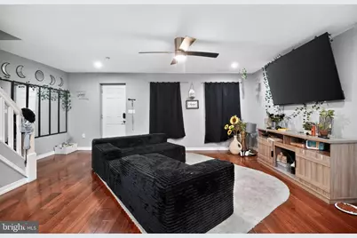 817 Tulip Street, Camden, NJ 08104 - Photo 4