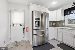 13 Rhode Island Ave, Cherry Hill, NJ 08002 - Photo 10