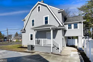 304 E Clements Bridge Rd, Runnemede, NJ 08078 - Photo 2