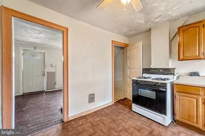 1070 Niagara Road, Camden, NJ 08104 - Photo 8